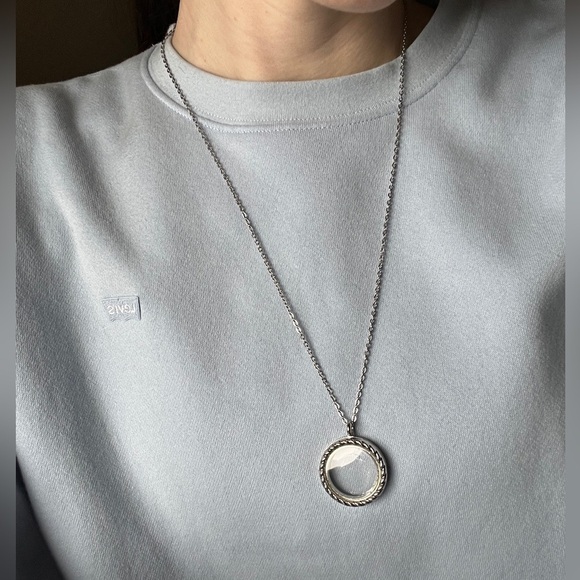 Silver Chain Necklace with Circular Pendant Jewelry Elegant Victorian Inspired - Picture 3 of 10